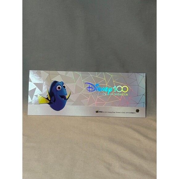 Finding Nemo Dory Disney100 Kakawow Refractor Ticket Jumbo Card LT. Edition 2386 - Picture 3 of 6